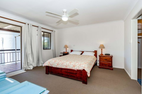 Spacious Unit Overlooking Moreton Bay - Boyd St, Woorim - Timeshare Accommodation 4