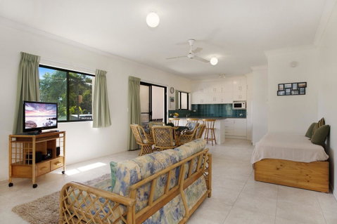Quiet Location Across From Waterfront - South Esp, Bongaree - Timeshare Accommodation 12