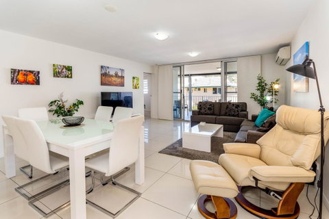 First Floor, Air Conditioned, Free Wi-Fi! - Timeshare Accommodation 10
