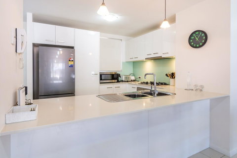 First Floor, Air Conditioned, Free Wi-Fi! - Timeshare Accommodation 1