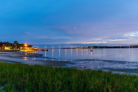 Fishing And Swimming At Your Doorstep - Sylvan Beach Esp, Bellara - Timeshare Accommodation 4