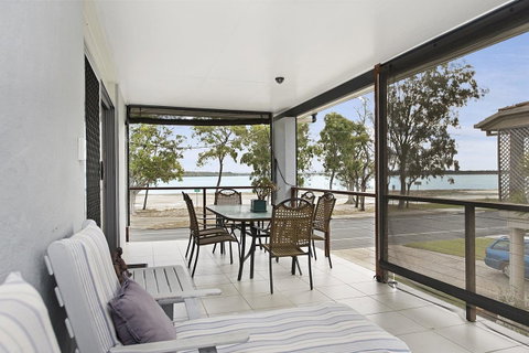 Fishing And Swimming At Your Doorstep - Sylvan Beach Esp, Bellara - Timeshare Accommodation 5