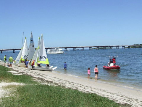 Fishing And Swimming At Your Doorstep - Sylvan Beach Esp, Bellara - Timeshare Accommodation 8