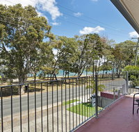 First floor unit close to shops park and waterfront - Timeshare Accommodation