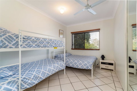 Waterfront Views From Private Rooftop Balcony - Bayview South Esp, Bongaree - Timeshare Accommodation 14