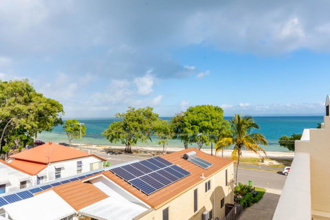 Waterfront Views From Private Rooftop Balcony - Bayview South Esp, Bongaree - Timeshare Accommodation 5