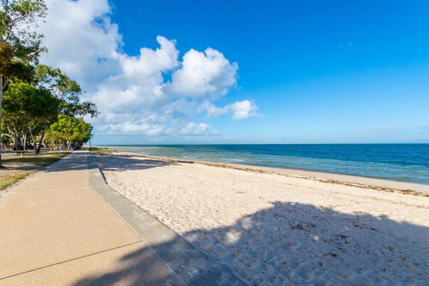 Waterfront Views From Private Rooftop Balcony - Bayview South Esp, Bongaree - Timeshare Accommodation 1