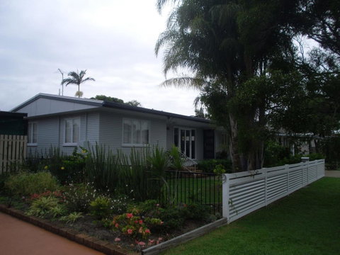 Hampton Cottage- Delightful Cottage Bring Your Dog! - Timeshare Accommodation 3