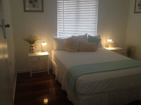 Hampton Cottage- Delightful Cottage Bring Your Dog! - Timeshare Accommodation 6