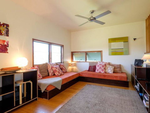 Eddies Place - Timeshare Accommodation 13