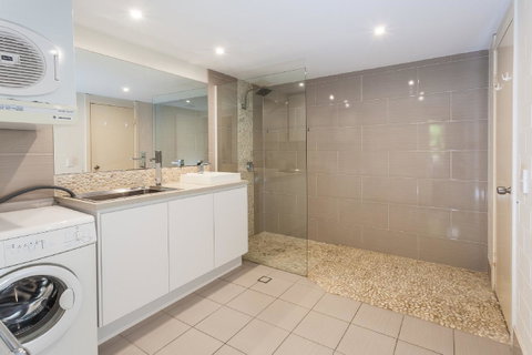 The Islander - Timeshare Accommodation 9