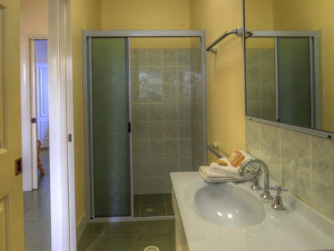 Belle Vue Beach House By Discover Stradbroke - Timeshare Accommodation 18