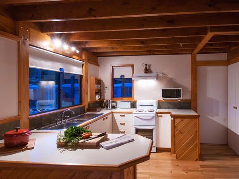 Parnella Adventure Bay, Bruny Island - Timeshare Accommodation 12