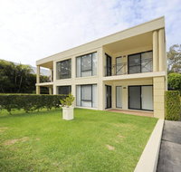 'Bagnall Views' 2/161 Government Rd - Stylish  modern duplex across the road to the waters edge - Timeshare Accommodation