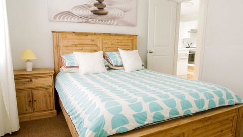 'RIVERSIDE RETREAT' 544 Ocean Drive, North Haven - Timeshare Accommodation 1