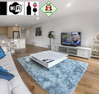 1 Bdrm Close Airport/Shops WIFI NETFLIX PARKING - Timeshare Accommodation