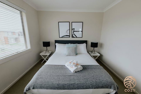 113, Balanchin Street Family Resort In Point Cook - Timeshare Accommodation 1