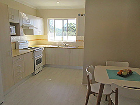15 'Kanangra', 39 Soldiers Point Road - Fantastic Unit Right On The Water - Timeshare Accommodation 3