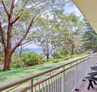 2 'Fiddlers Green' 62 Magnus Street - ground floor unit walking distance to Nelson Bay