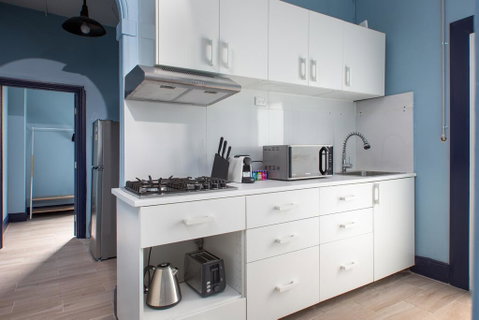 2-Bed Apartment Metres From Coogee Beach And Dining - Timeshare Accommodation 2