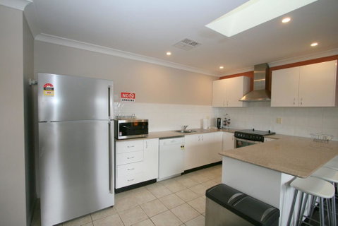 2/17 Jillamatong Street - Timeshare Accommodation 2