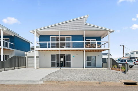 C-Views - Aldinga Beach - C21 SouthCoast Holidays - Timeshare Accommodation 1