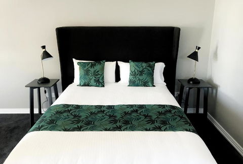 Cascades Motor Inn - Timeshare Accommodation 2
