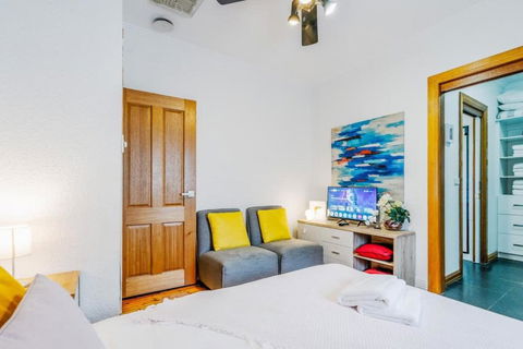 Cozy 3 BR Family Home In Mentone - Timeshare Accommodation 4
