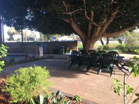 Darling Junction Motor Inn - Timeshare Accommodation 3