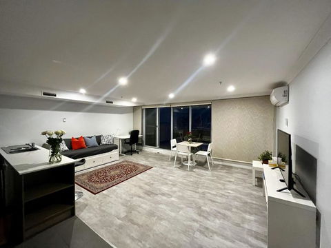 Dana-Cozy Apartment With Shared Entry In The City - Timeshare Accommodation 0