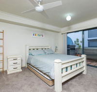 3 'Peninsula Waters' 2-4 Soldiers Point Rd - Beautiful Air Conditioned Unit with Pool Lift  WIFI - Timeshare Accommodation