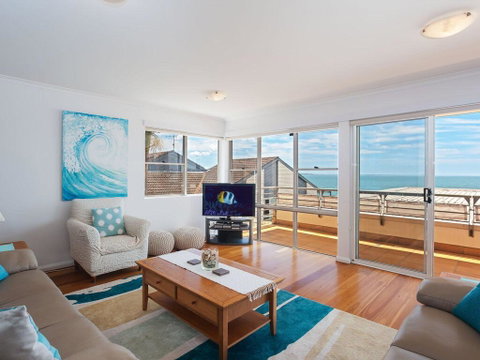 3 'The Clippers' 131 Soldiers Point Road - Fabulous Waterfront Unit - Timeshare Accommodation 0