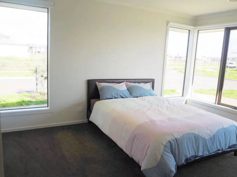 5Bed 2Bath Family House In Werribee - Timeshare Accommodation 2