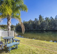 77 Lake Entrance Rd - Waterfront Wonder