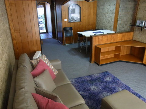 A Furnished Townhouse In Goulburn - Timeshare Accommodation 2