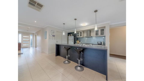 A TOUCH OF CLASS - PET FRIENDLY (OUTSIDE ONLY) - Timeshare Accommodation 3