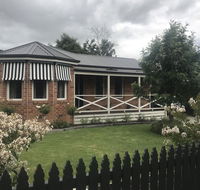 Acacia House - Central Healesville - Yarra Valley - Timeshare Accommodation