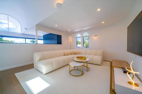 Elegant 3BR Apt -Bondi Junction & Stunning Skyline - Timeshare Accommodation 2