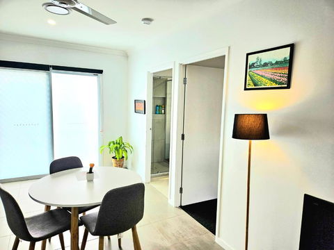 Entire NEW Apartment Tranquil &Great Location - Timeshare Accommodation 0
