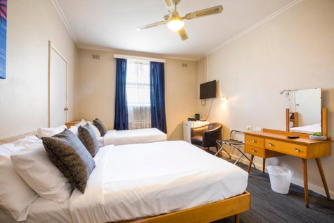 Esplanade Hotel Adelaide - Timeshare Accommodation 1