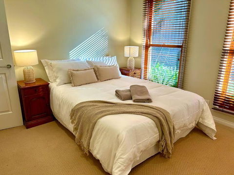 Grand Retreat In Peaceful Street - Timeshare Accommodation 4