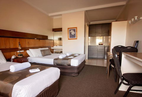 Hi Way Eight Motor Inn - Timeshare Accommodation 2
