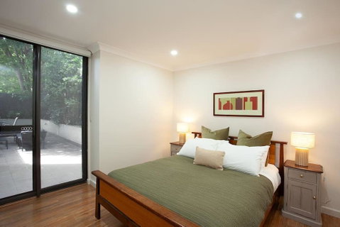 Huge 3 Bed Camperdown Garden Apt W Parking Aircon - Timeshare Accommodation 2