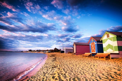 Indulge Luxury Holiday Near Brighton Beach With Private Garden Parking - Timeshare Accommodation 3