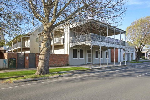 Albury Suites - Waterstreet - Timeshare Accommodation 1