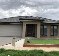 Apple House Upper Point Cook