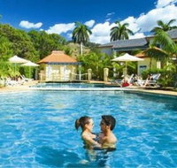 Aqualuna Beach Resort