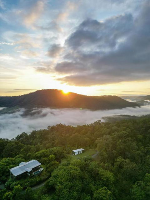 Luxurious Hinterland Guest House With HEATED POOL Sleeps 10 Brisbane Scenic Rim Gold Coast - Timeshare Accommodation 0