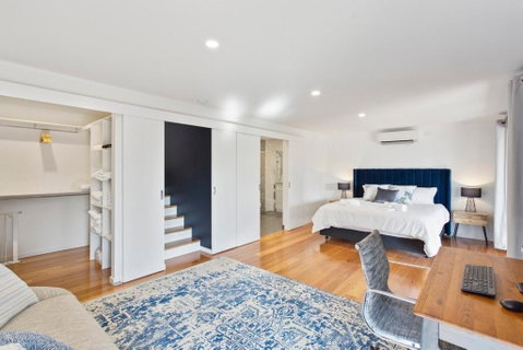 Luxury Getaway In A Statement Home Steps To Beach - Timeshare Accommodation 3