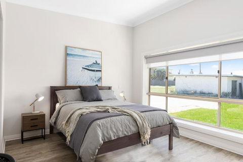 Luxury Apartments And Motel Rooms - Free Wifi - Close To Beach - Timeshare Accommodation 3